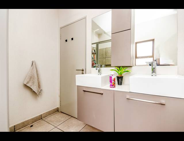 3 BEDROOM HOUSE FOR SALE IN BROADACRES